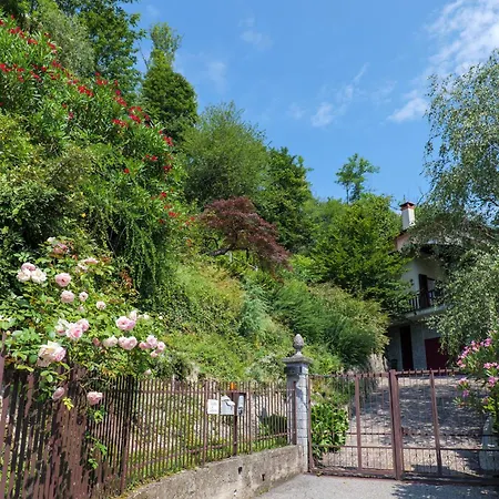 Am Rosengarten Ferienhaus Cerro (Laveno-Mombello)