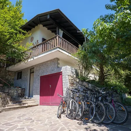 Ferienhaus Am Rosengarten *